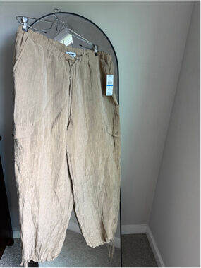 DKNY drawstring cargo pants NWT beige